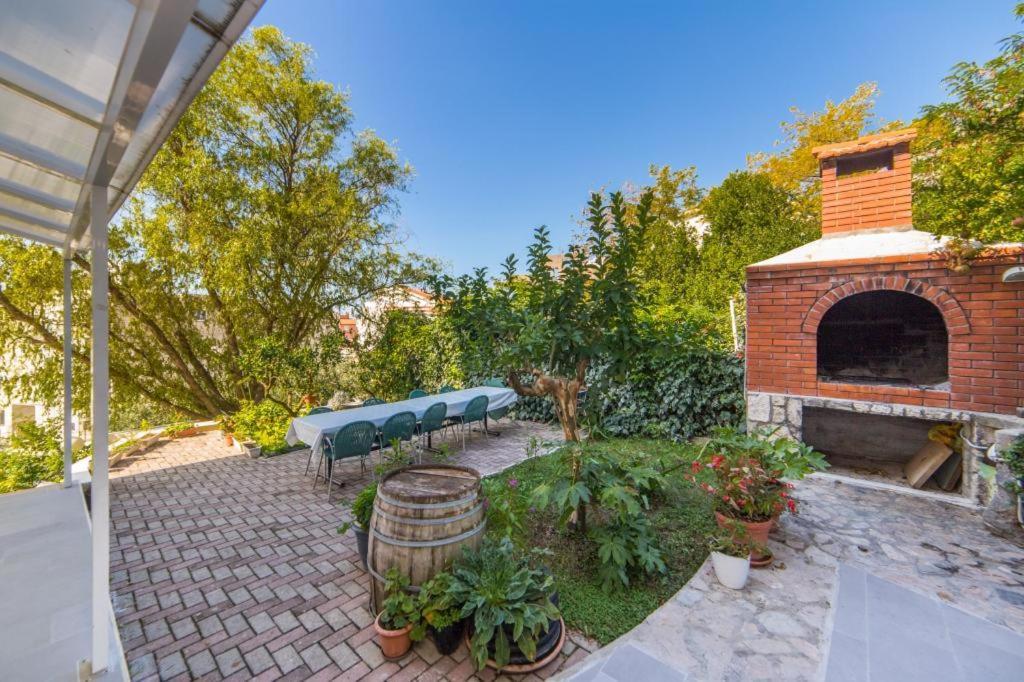 Apartments Slavena Gradac  Exterior photo