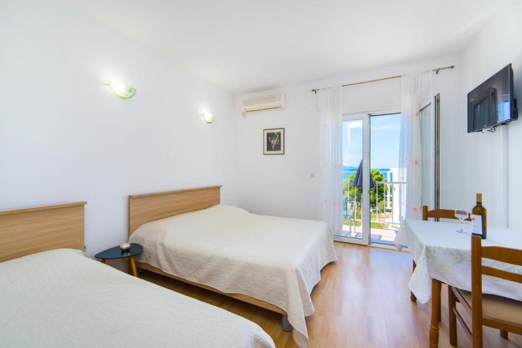 Apartments Slavena Gradac  Exterior photo